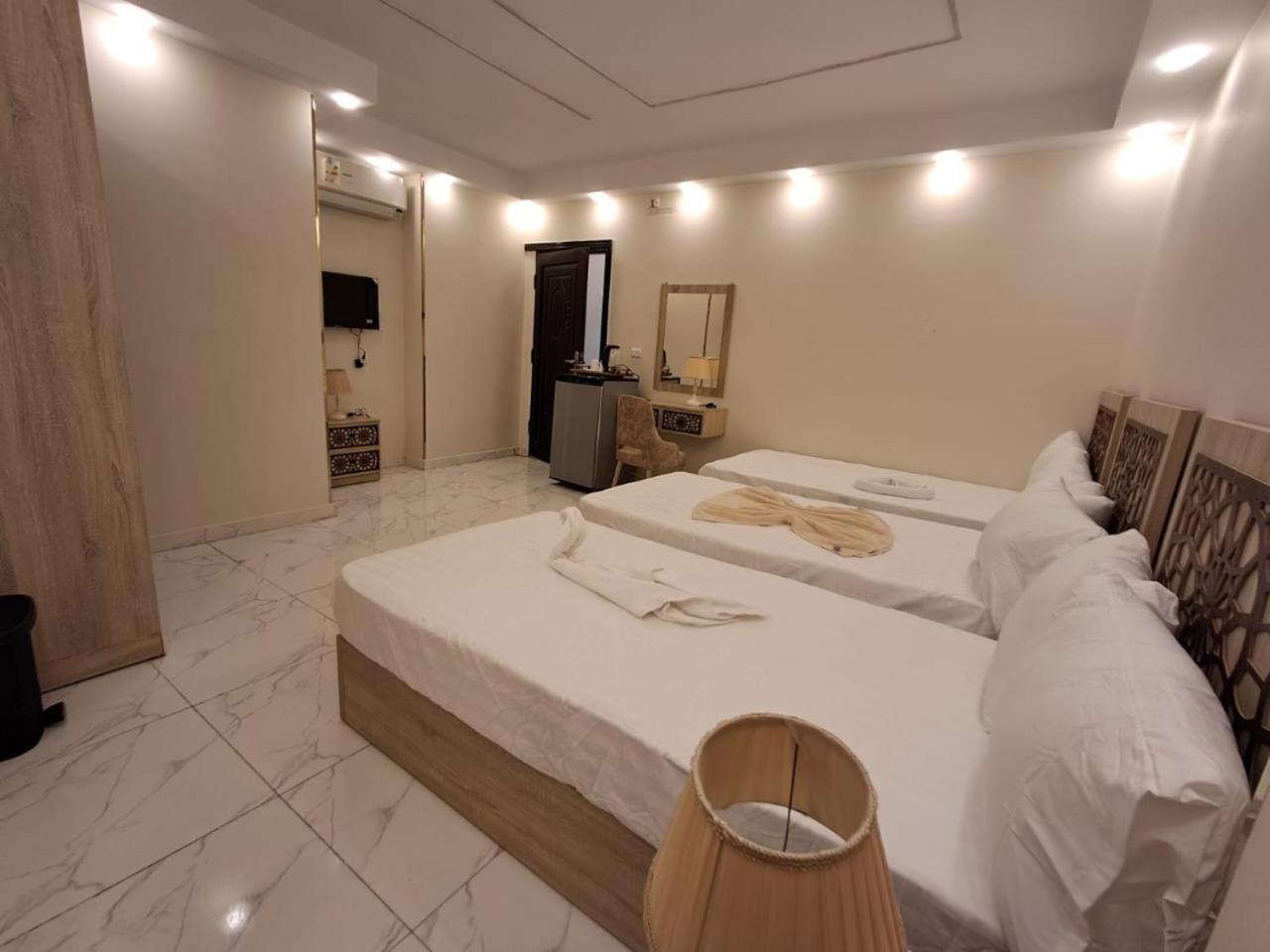 Pyramids East Inn Kafrat al Jabal Екстер'єр фото