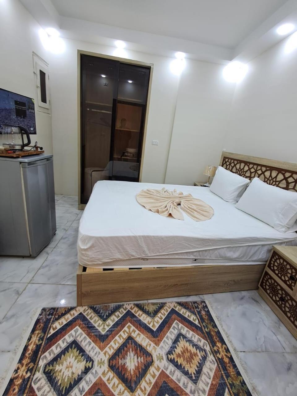 Pyramids East Inn Kafrat al Jabal Екстер'єр фото
