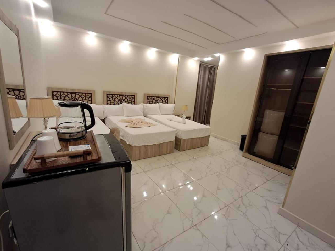 Pyramids East Inn Kafrat al Jabal Екстер'єр фото
