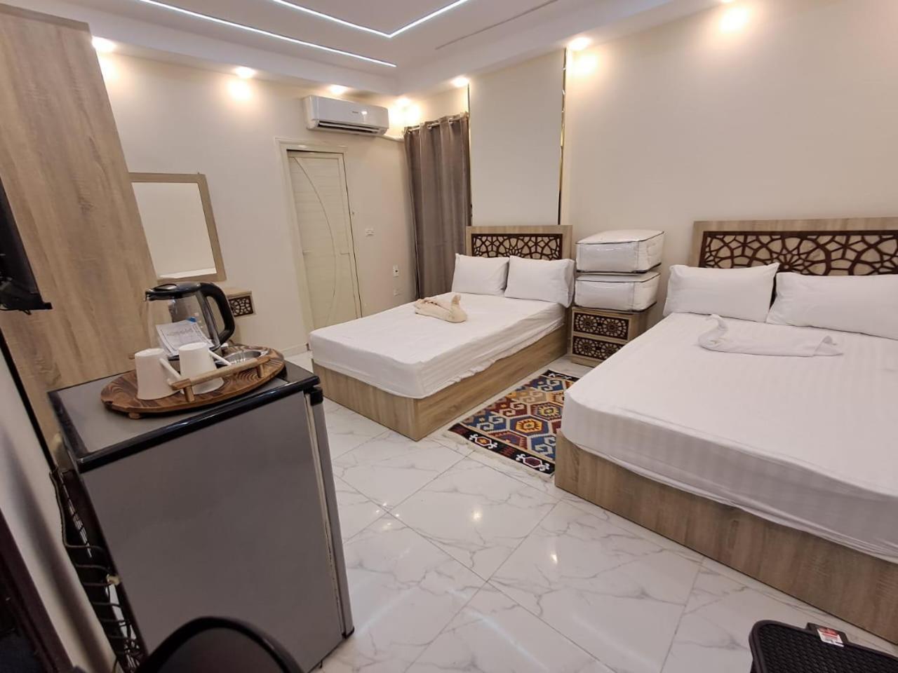 Pyramids East Inn Kafrat al Jabal Екстер'єр фото