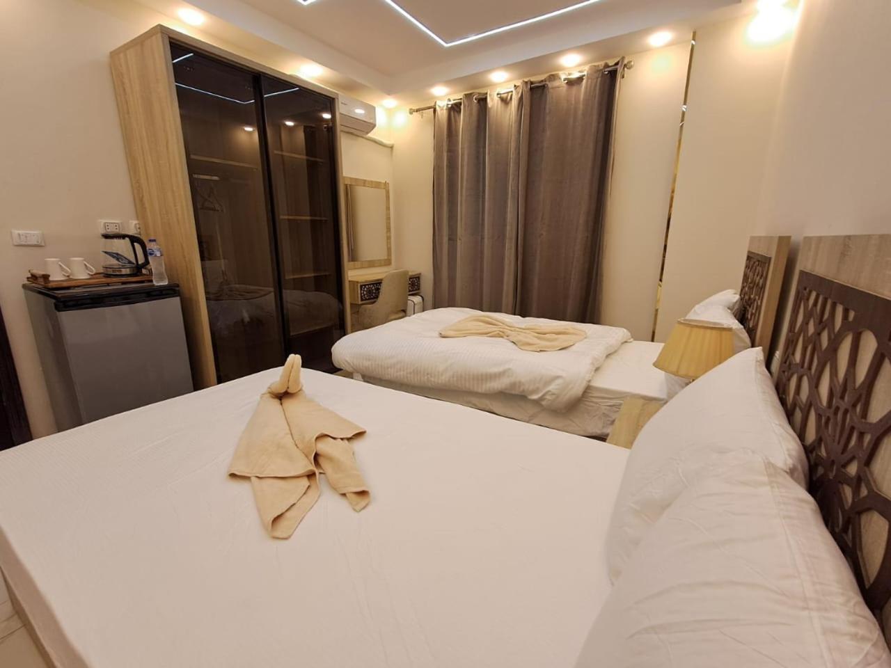 Pyramids East Inn Kafrat al Jabal Екстер'єр фото