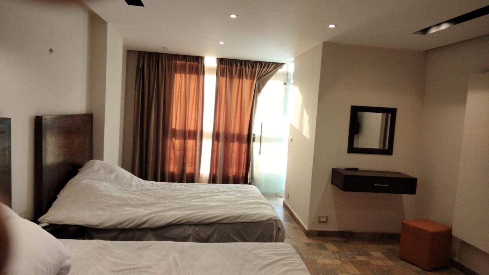 Pyramids East Inn Kafrat al Jabal Екстер'єр фото