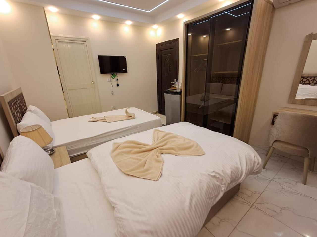 Pyramids East Inn Kafrat al Jabal Екстер'єр фото